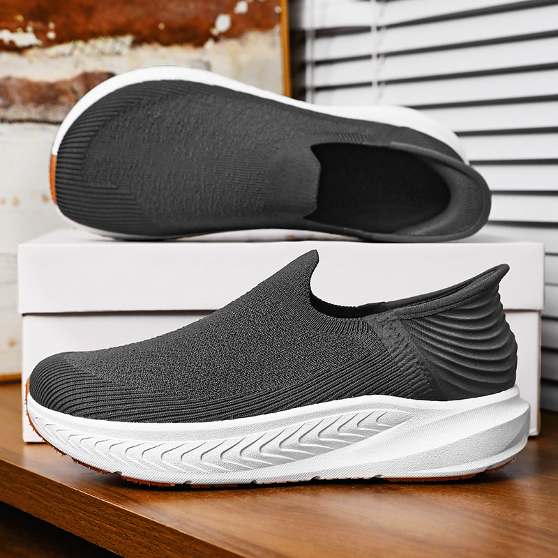 Wide Toe Box Running Sneakers - รองเท้าผู้ชายแบบสวม ไม่ใช้เชือก ไซส์ใหญ่ หัวรองเท้ากว้าง พื้นเรียบ ไม่ลื่น