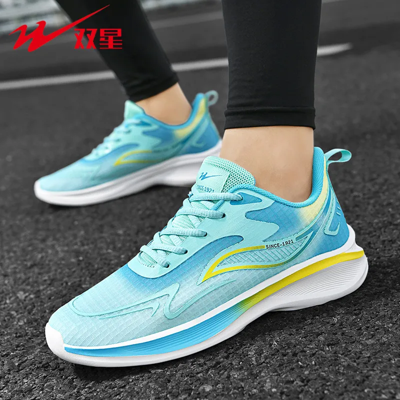 รองเท้าผ้าใบแบบผูกเชือกพื้นหนา - Shock Absorbing Gym Trainers บทวิจารณ์และราคา