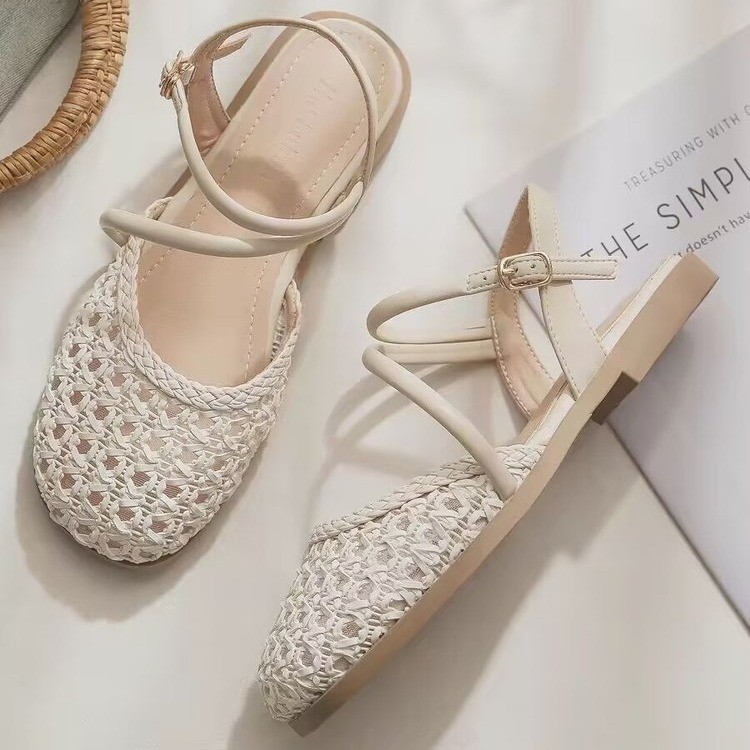 รองเท้าแตะแบบปิดสไตล์ฝรั่งเศสส - Sandals บทวิจารณ์และราคา