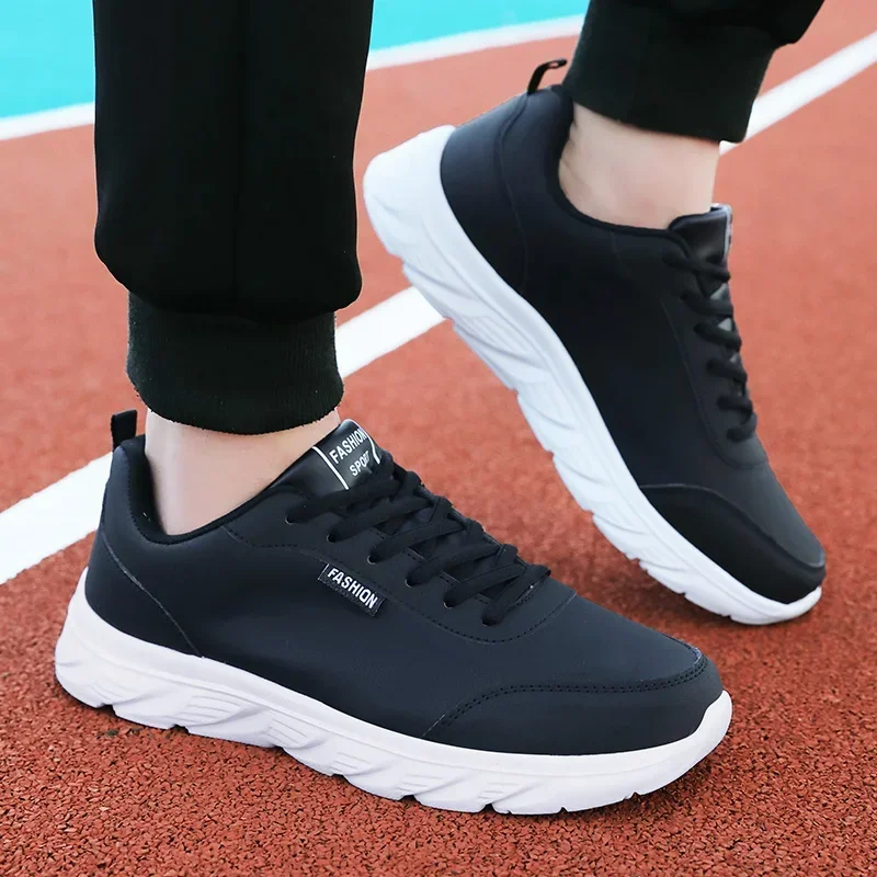 รองเท้าวิ่งผู้ชายสีดํา PU ด้าน - Waterproof Goretex Running Shoes บทวิจารณ์และราคา
