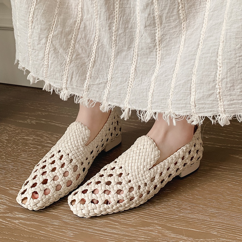 รองเท้าสานหนังแท้แฟชั่นสุดฮิตป - Sandals บทวิจารณ์และราคา